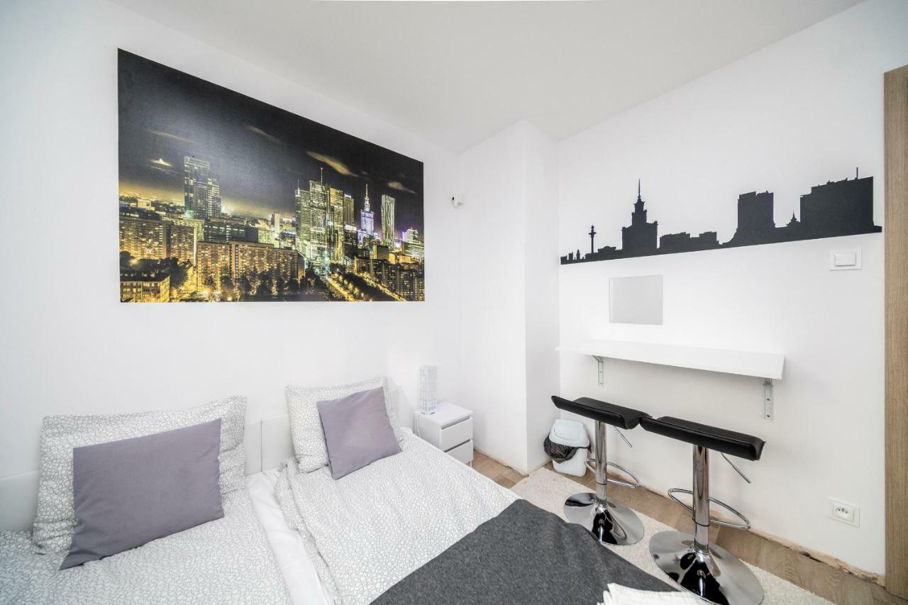 6 Cities Rooms Варшава Экстерьер фото