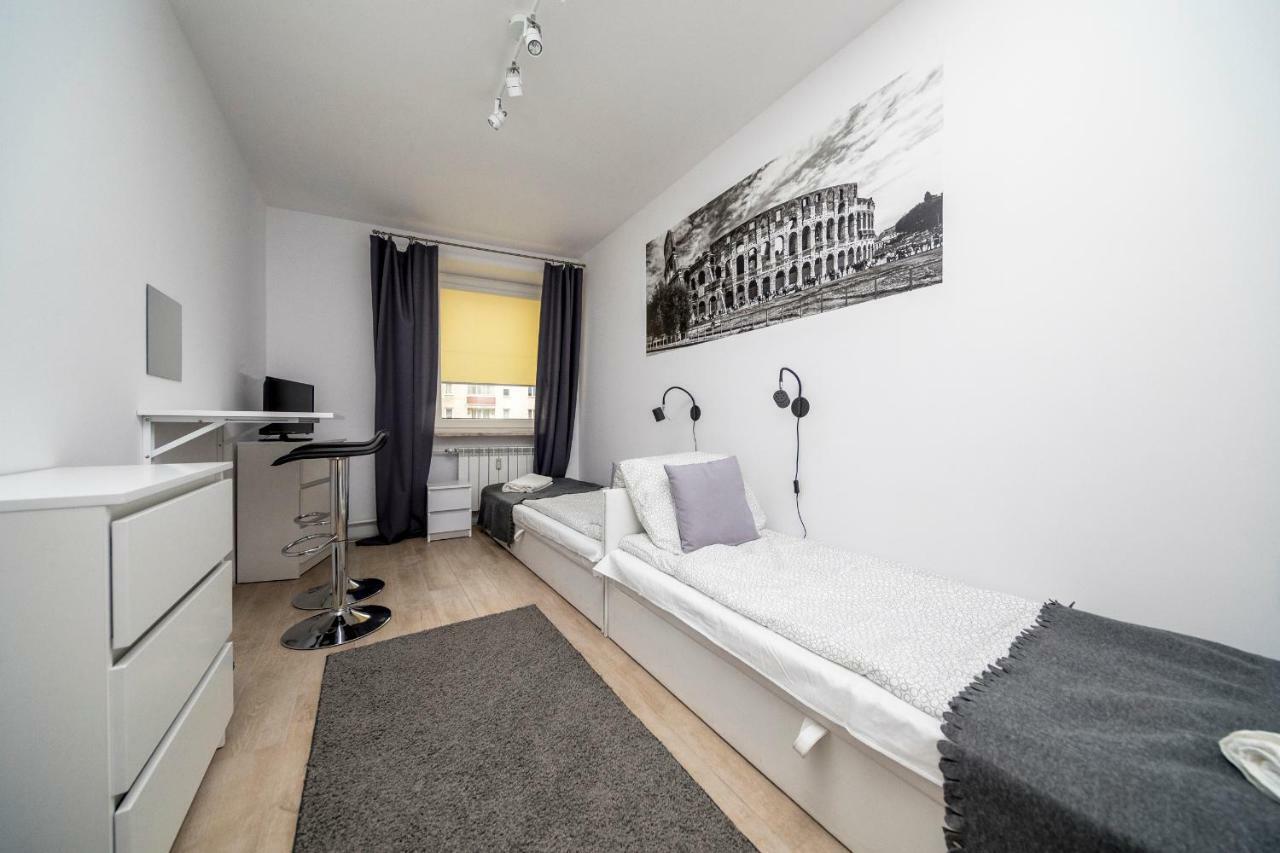6 Cities Rooms Варшава Экстерьер фото