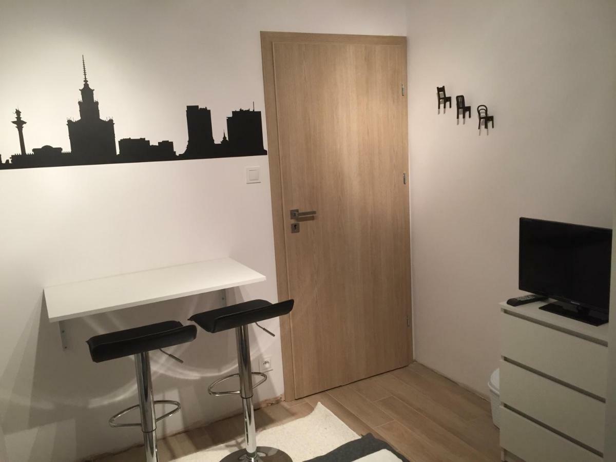 6 Cities Rooms Варшава Экстерьер фото
